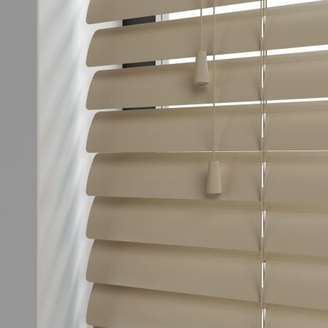 Aluminium jaloezie met koord - Antiek Wit Mat gemaakt van Aluminium in de kleur Neutraal / Beige