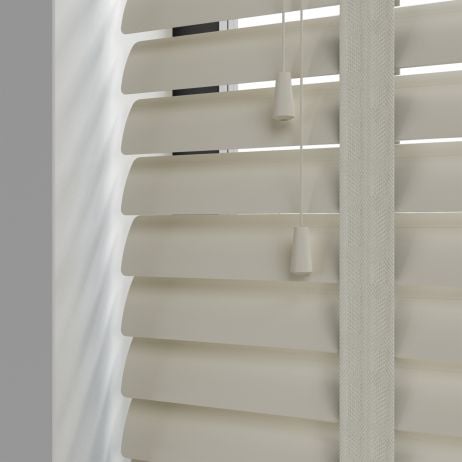 Aluminium jaloezie met ladderband - Dauw Mat gemaakt van Aluminium in de kleur Wit