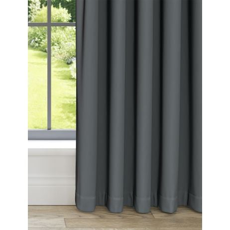 Berneo ringgordijn - Antraciet met ringen gemaakt van Polyester in de kleur Zwart