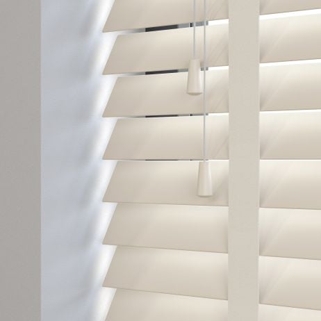 Sunwood houten jaloezie met ladderband - roomwit gemaakt van Hout in de kleur Licht / Naturel