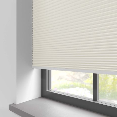 Blenheim Blackout White Mist - Cellular gemaakt van Polyester in de kleur Grijs/Zilver